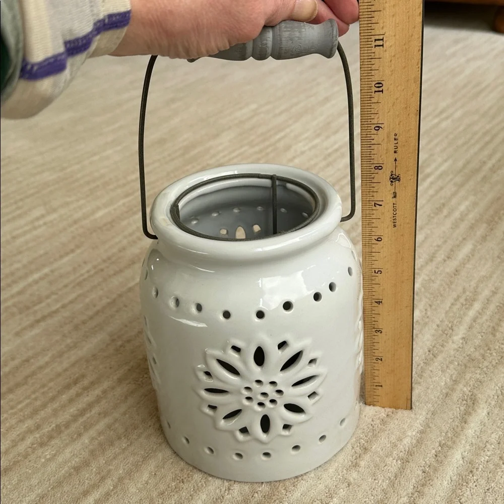Ceramic White Lantern Flower Cutout Barrel Handle Candle Holder Insert